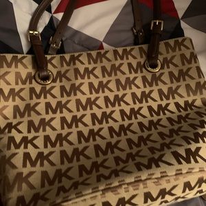 Micheal kors bag